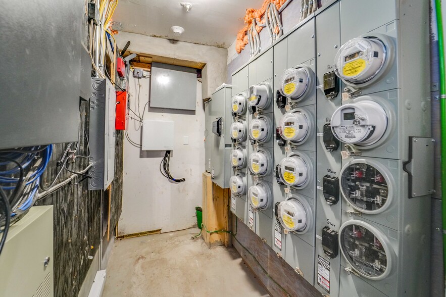 More Photos Of 32 Magnolia Ave, Jersey City Apartments For Sale