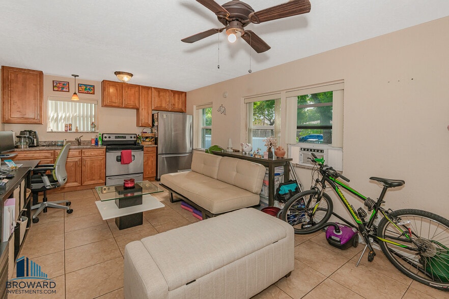 More Photos Of 224 SW 15th St, Dania Beach Apartments For Sale