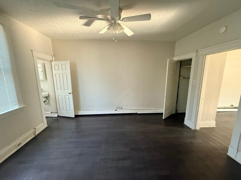 More Photos Of 1762 Cleveland Ave, Norwood Apartments For Sale