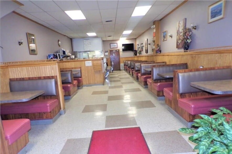 More Photos Of 106 Main St, Phelps General Retail For Sale