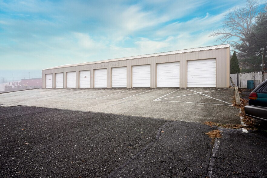 More Photos Of 100 White Horse Pike, Oaklyn Auto Dealership For Sale