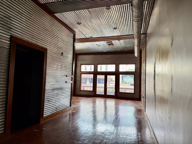 More Photos Of 117 Saint Joseph Ave, Brewton Restaurant For Sale