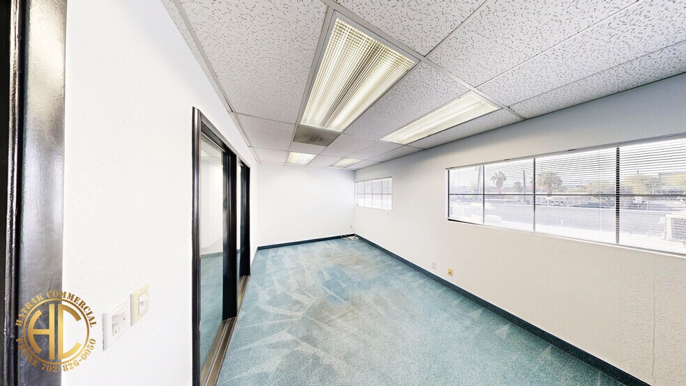 More Photos Of 3201 W Sahara Ave, Las Vegas Office For Lease