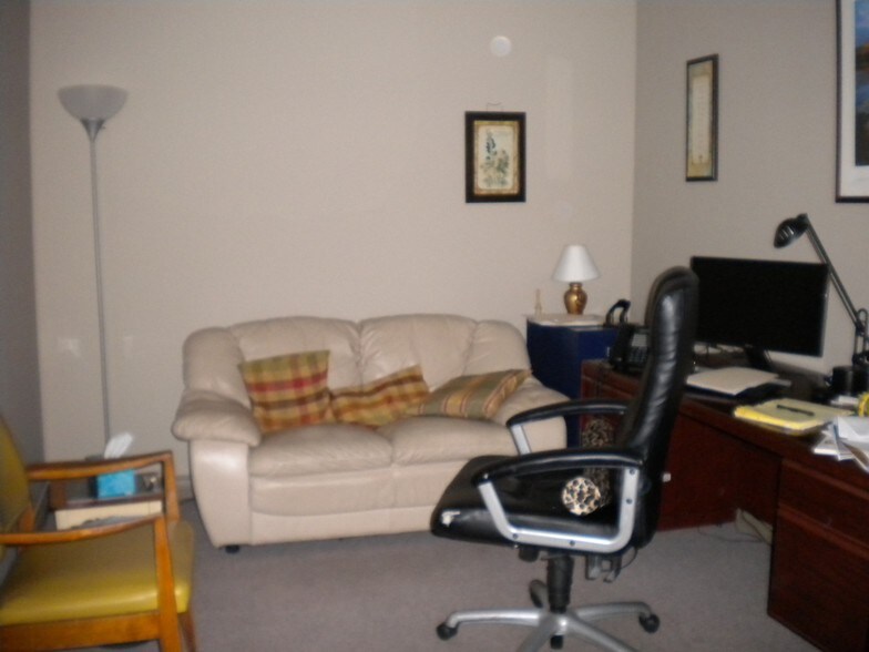 More Photos Of 15500-15508 Telegraph Rd, Monroe Office For Sale