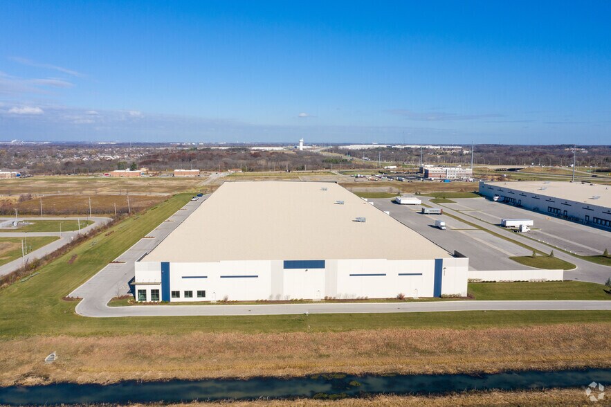 More Photos Of 16342 W 163rd St, Lockport Warehouse For Lease