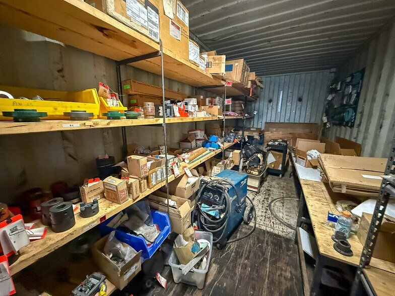 More Photos Of 5640 44th Ave S, Clinton Industrial For Sale