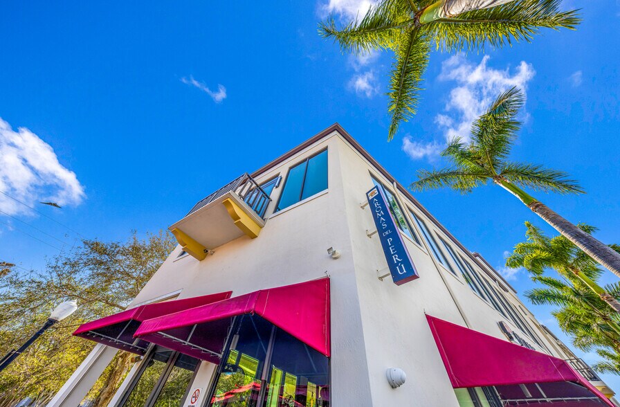 More Photos Of 17225 S Dixie Hwy, Palmetto Bay Storefront Retail Office For Lease