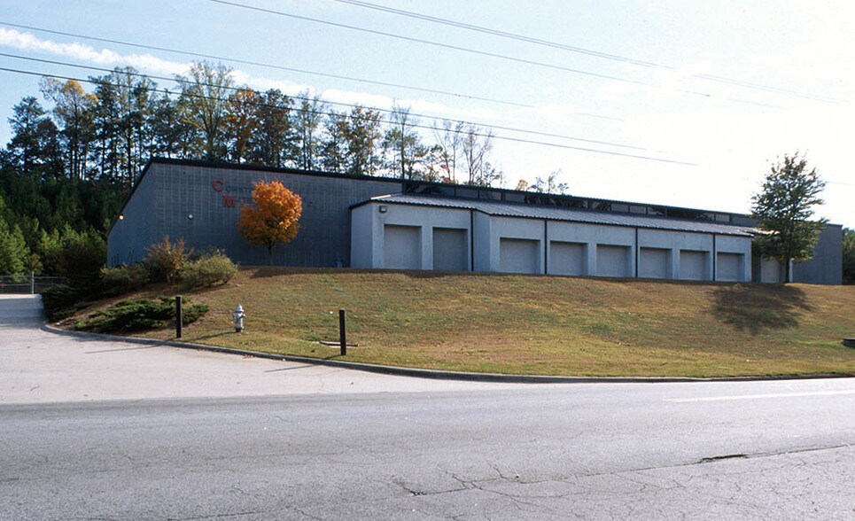 More Photos Of 6520 Best Friend Rd, Norcross Warehouse For Lease