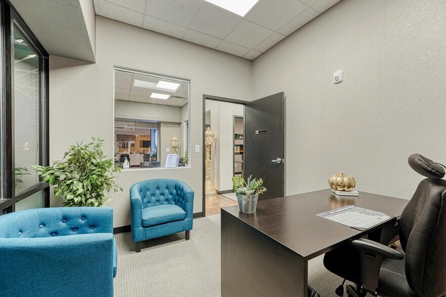 More Photos Of 18951 E Mainstreet, Parker Freestanding For Lease
