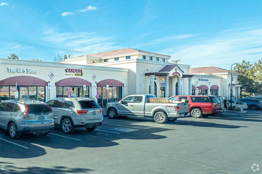 More Photos Of 550 W Plumb Ln, Reno General Retail For Lease