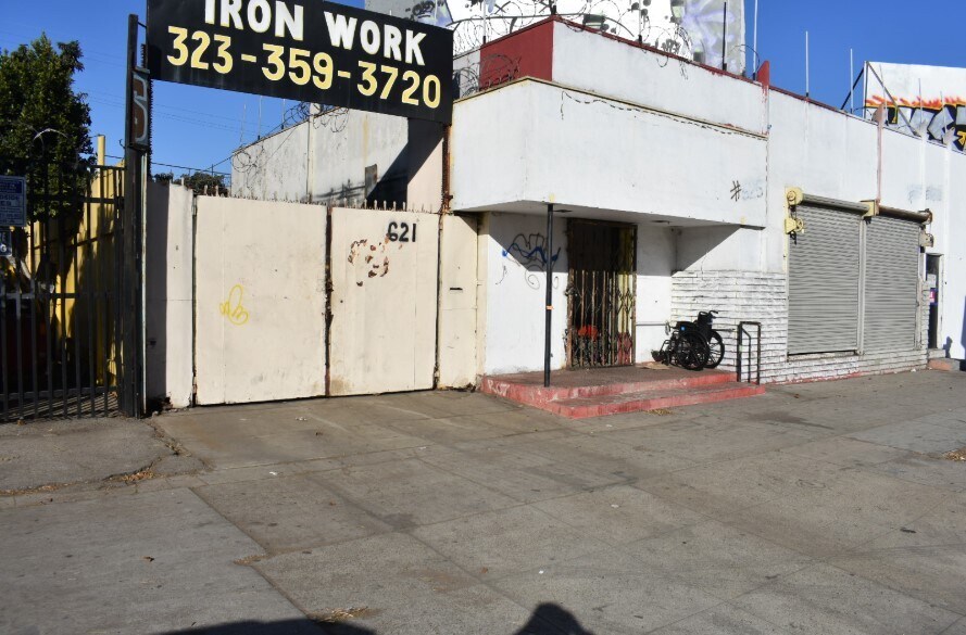 More Photos Of 621-633 E Manchester Ave, Los Angeles Land For Lease