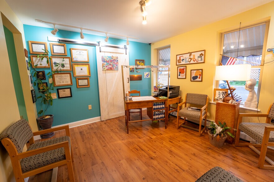 More Photos Of 20 Washington St, Ballston Spa Storefront Retail Office For Sale