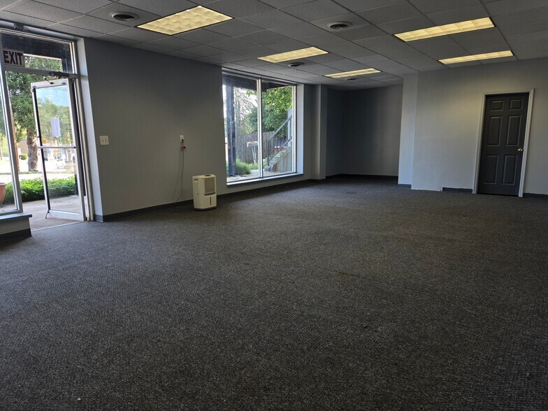 More Photos Of 7323 Pittsford Palmyra Rd, Fairport Unknown For Lease