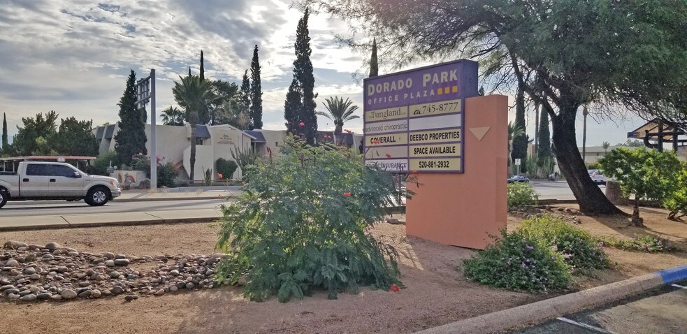 More Photos Of 1605 N Wilmot Rd, Tucson Unknown For Lease