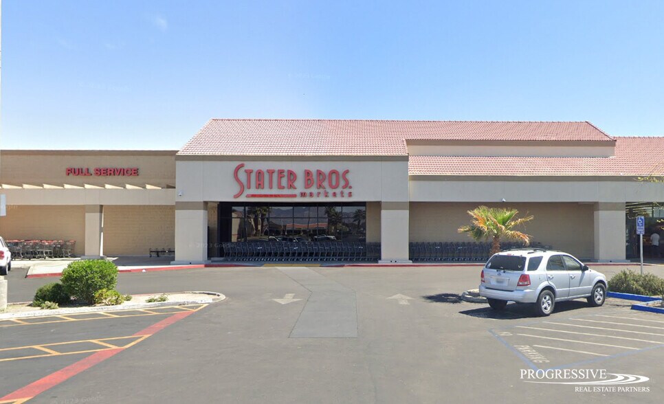 More Photos Of 700 N China Lake Blvd, Ridgecrest Department Store For Sale
