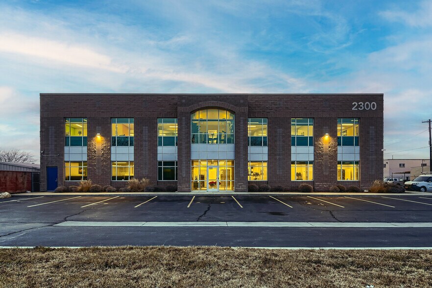Primary Photo Of 2300 S Main St, Salt Lake City Manufacturing For Sale