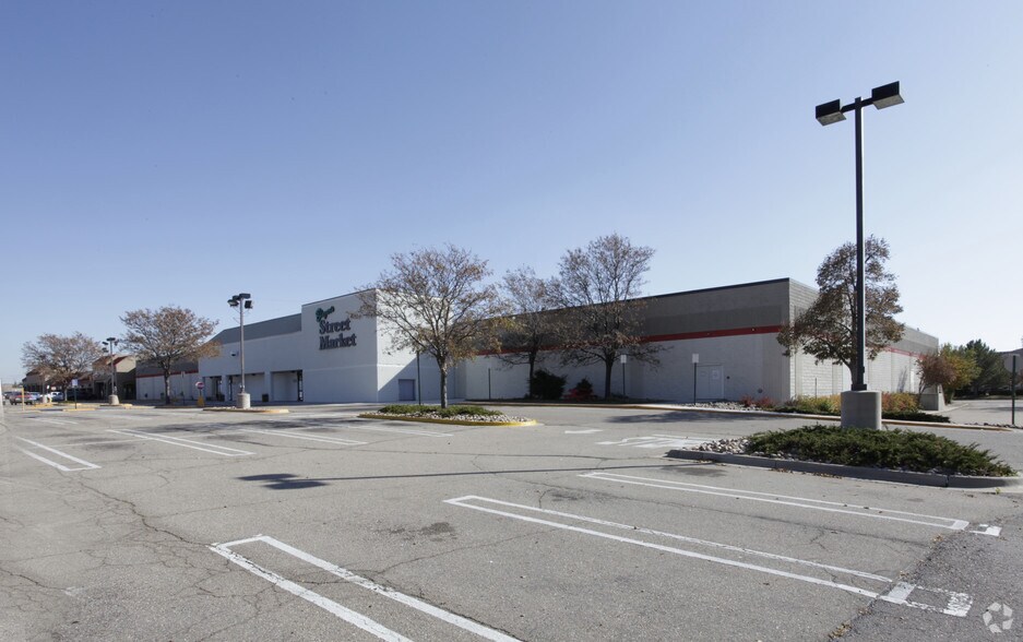 More Photos Of 15540 E 6th Ave, Aurora Storefront For Lease