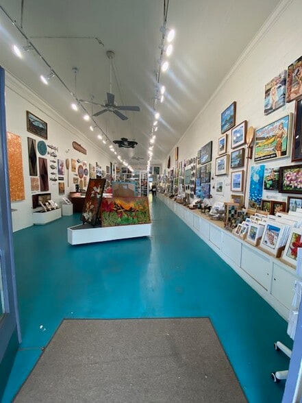 More Photos Of 184-190 Kamehameha Ave, Hilo Storefront For Lease