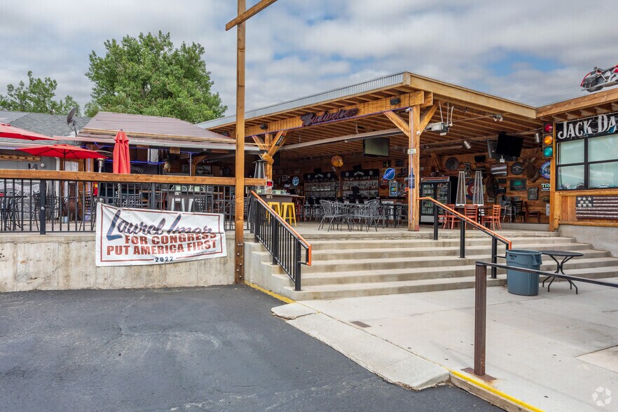 More Photos Of 17999 W Colfax Ave, Golden Restaurant For Sale