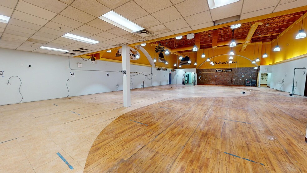 More Photos Of 2200 Arthur Kill Rd, Staten Island Distribution For Lease