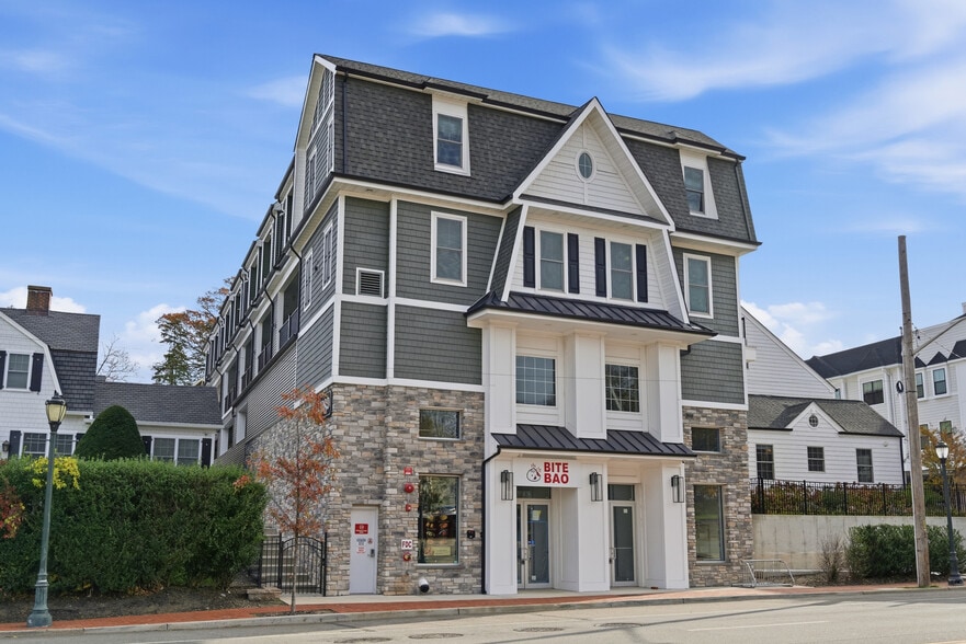 More Photos Of 1080 New York Ave, Huntington Station Apartments For Lease