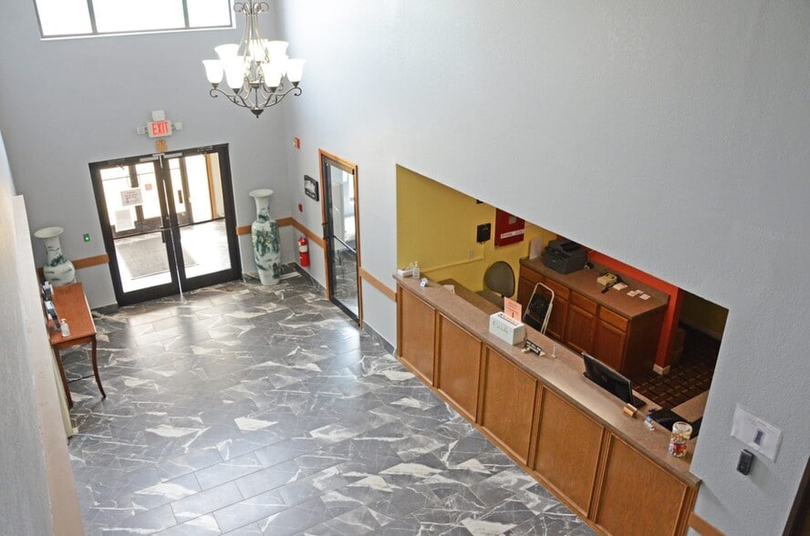 More Photos Of 1150 E Linn St, Canton Hotel For Sale