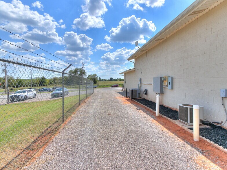 More Photos Of 4705 E Highway 37, Tuttle Office For Sale