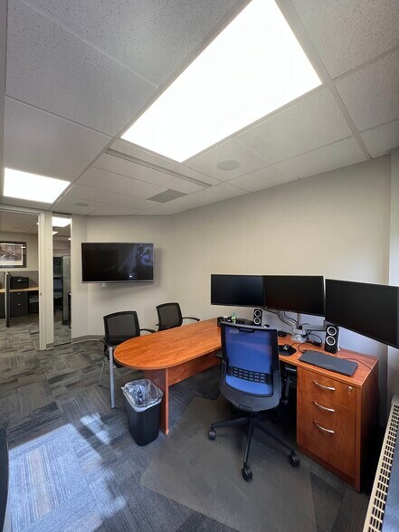 More Photos Of 8301 E Prentice Ave, Greenwood Village Office For Sale