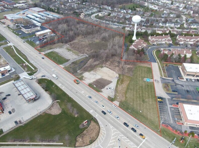 More Photos Of 2100 E Algonquin Rd, Algonquin Land For Lease