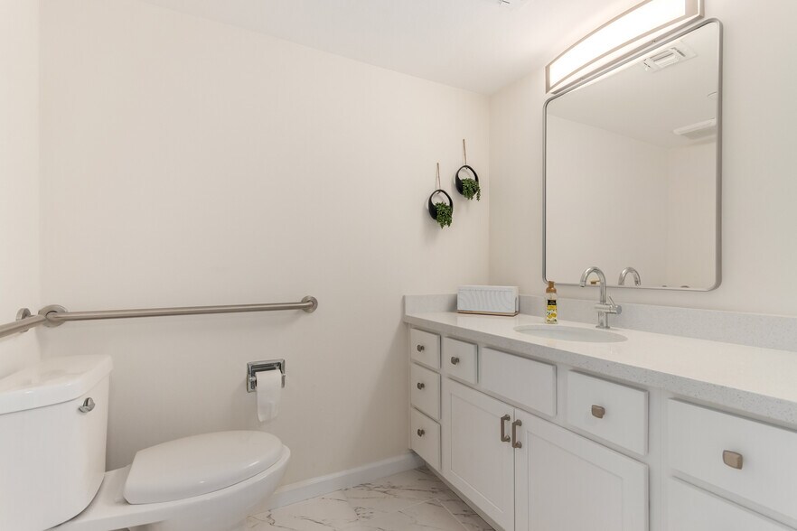 More Photos Of 10441 W Twin Oaks Dr, Sun City Assisted Living For Sale