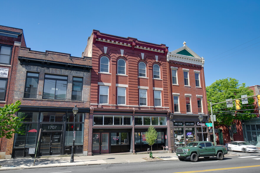 Primary Photo Of 1705 E Main St, Richmond Storefront Retail Residential For Lease