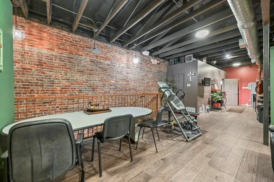 More Photos Of 130 N Main St, Mansfield Storefront Retail Office For Sale