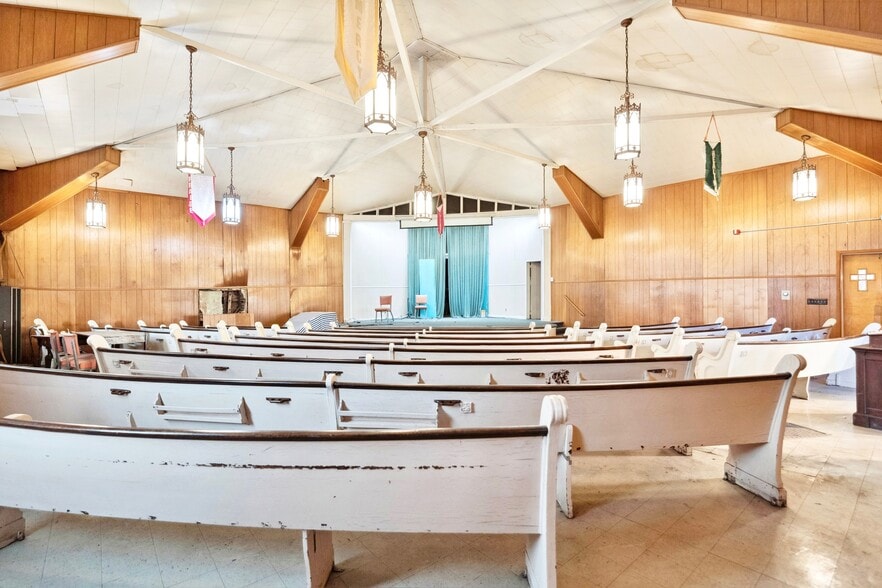 More Photos Of 301 Larimer Ave, Pittsburgh Religious Facility For Sale