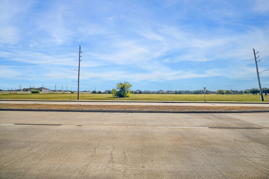 More Photos Of BF Terry Blvd & Town Center Blvd, Rosenberg Land For Sale