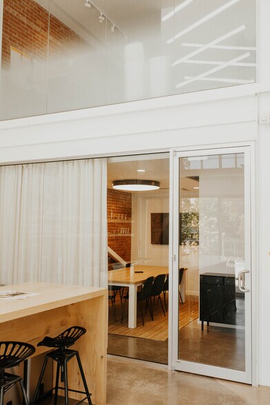 More Photos Of 1214 N Hudson Ave, Oklahoma City Loft Creative Space For Lease