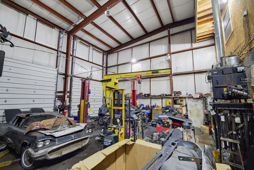 More Photos Of 428 Railroad St, Thomaston Industrial For Sale