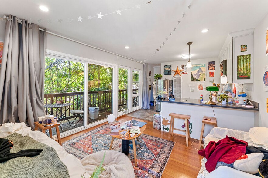 More Photos Of 2427 McKinley Ave, Berkeley Apartments For Sale