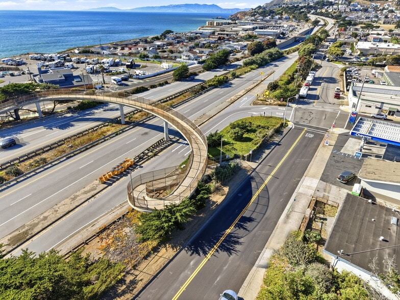 More Photos Of 699 Oceana Blvd, Pacifica Restaurant For Sale