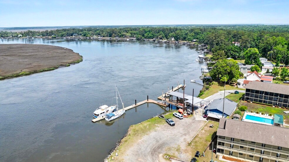 More Photos Of 171 Azalea Rd, Midway Marina For Sale