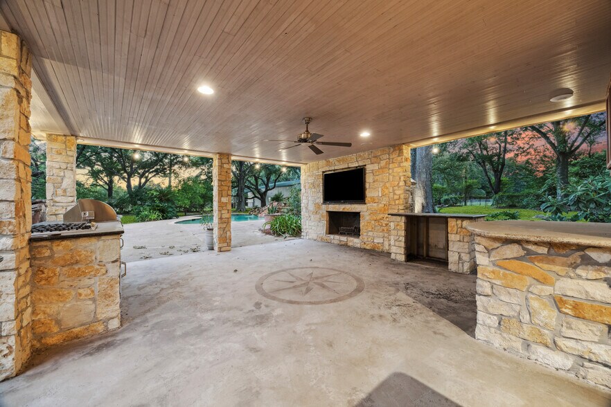 More Photos Of 16218 Barklea Rd, Cypress Land For Sale