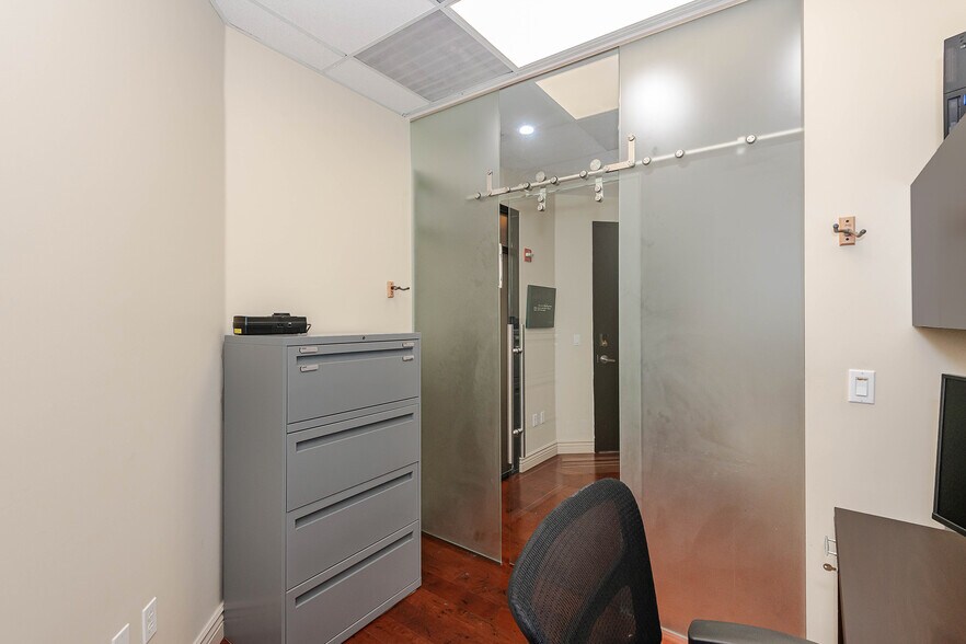More Photos Of 5599 S University Dr, Davie Loft Creative Space For Sale