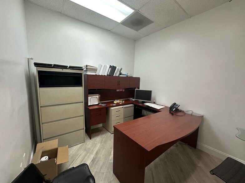 More Photos Of 30200-30394 Old Dixie Hwy, Homestead Unknown For Lease