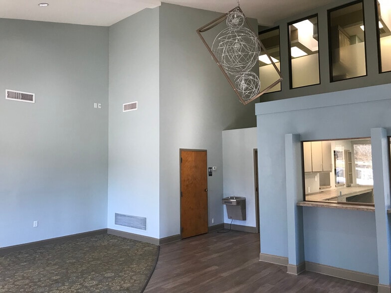 More Photos Of 1250 John B White Sr Blvd, Spartanburg Medical For Lease