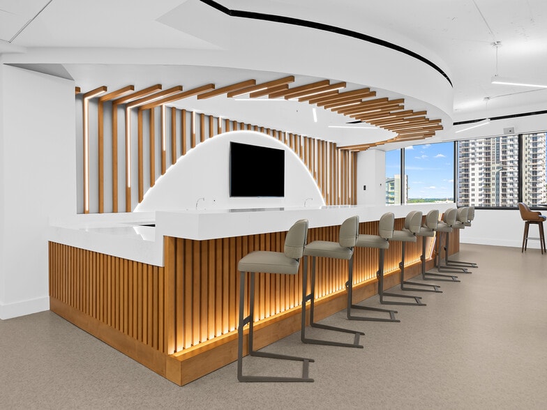 More Photos Of 500 E Broward Blvd, Fort Lauderdale Office For Lease