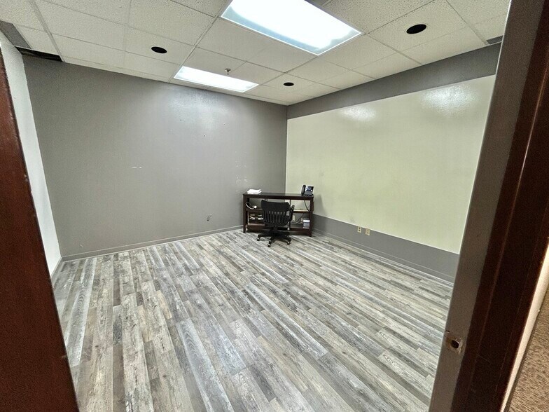 More Photos Of 333 E Ohio St, Indianapolis Medical For Lease