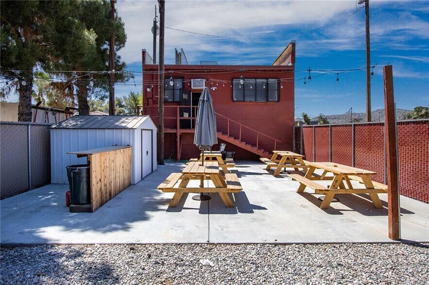 More Photos Of 55386 Twentynine Palms Hwy, Yucca Valley General Retail For Sale