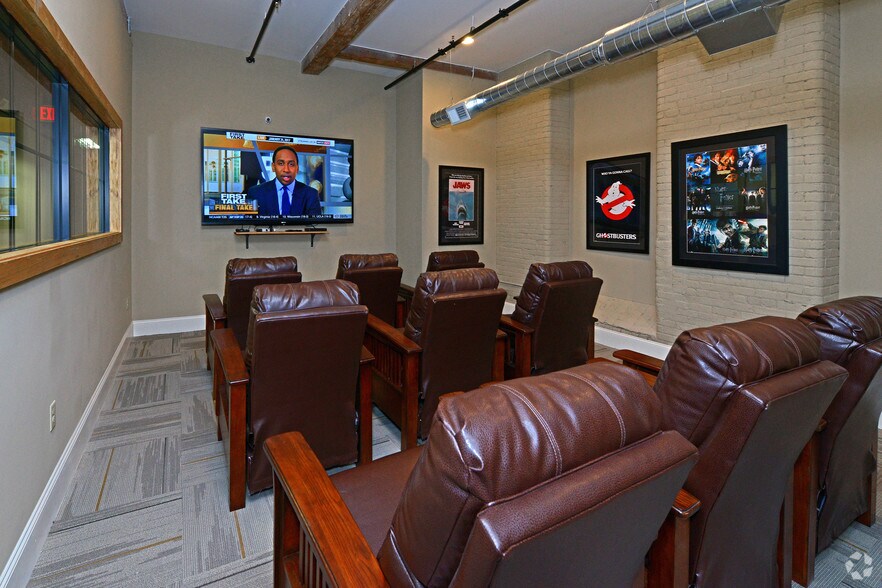 More Photos Of 12 Eagle St, Providence Apartments For Lease