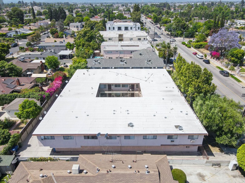 More Photos Of 6535 Fulton Ave, Van Nuys Apartments For Sale