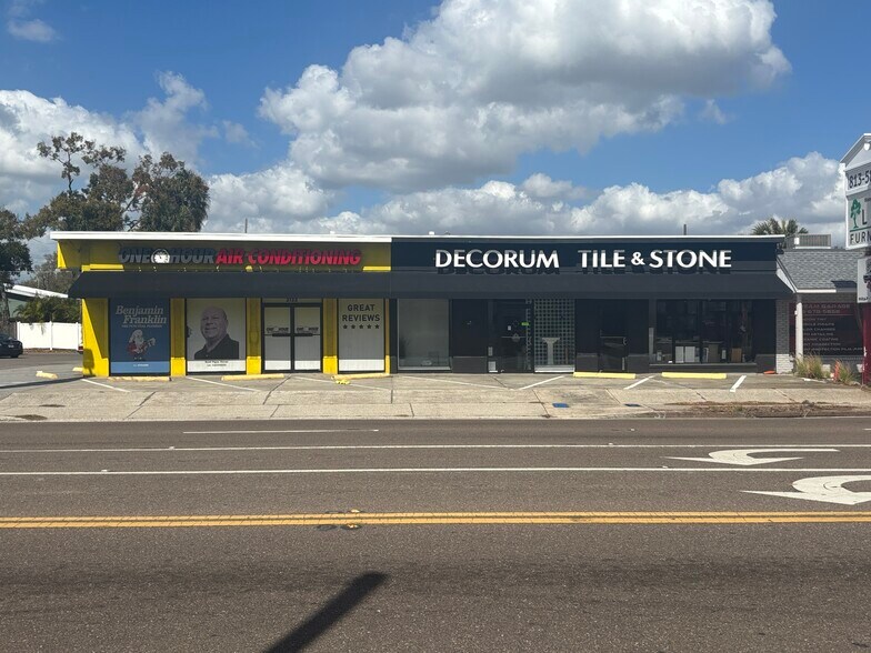 Primary Photo Of 3133 W Kennedy Blvd, Tampa Storefront Retail Office For Lease