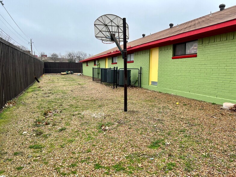 More Photos Of 208 S Allen Heights Dr, Allen Daycare Center For Sale